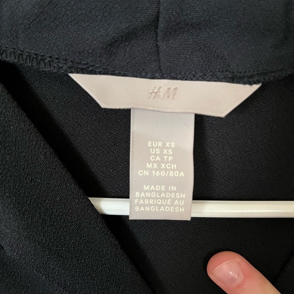 Navy Blue H&M Blouse - Size Small - Picture 2 of 3